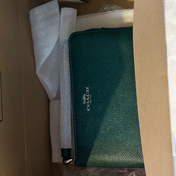 Coach Green Leather Wallet - Picture 2 of 5